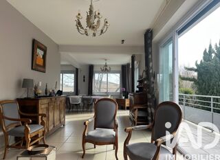  Maison � vendre 8 pi�ces 175 m�