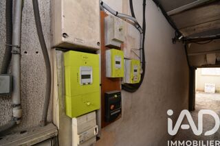  Immeuble � vendre 180 m�