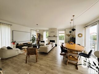  Maison  vendre 6 pices 190 m