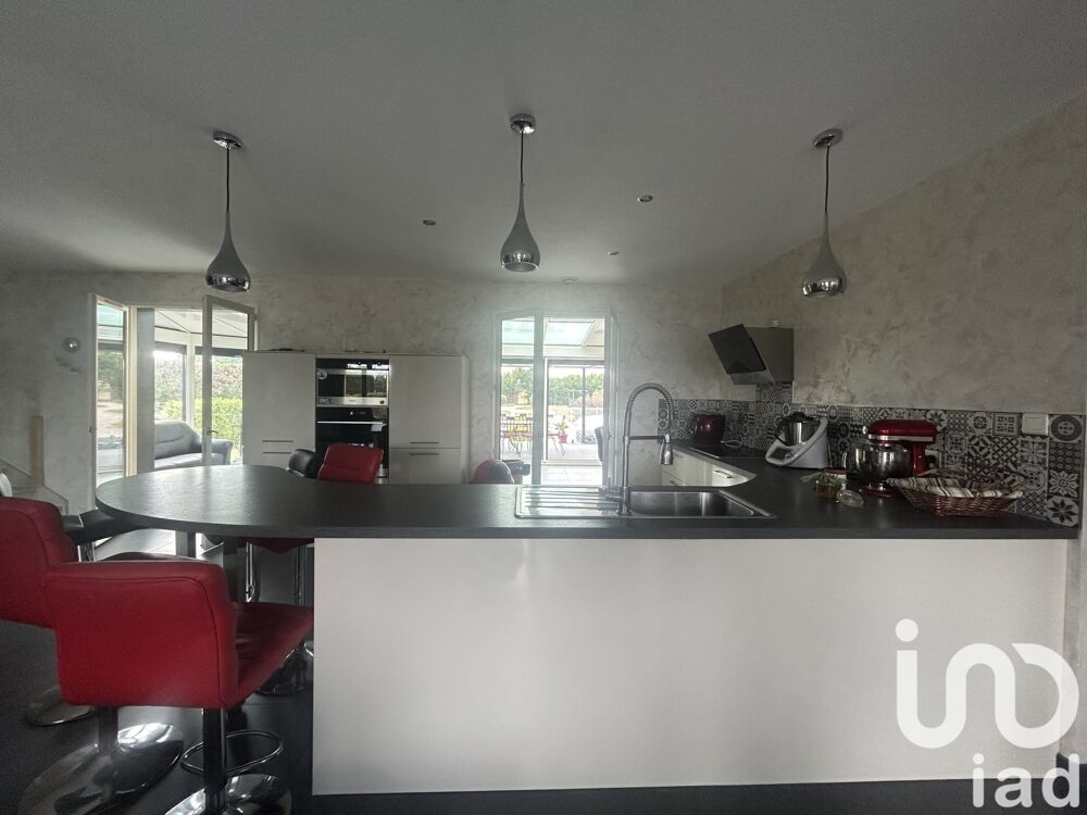 Vente Maison Vente Maison/villa 9 pi�ces Cosne-d'allier