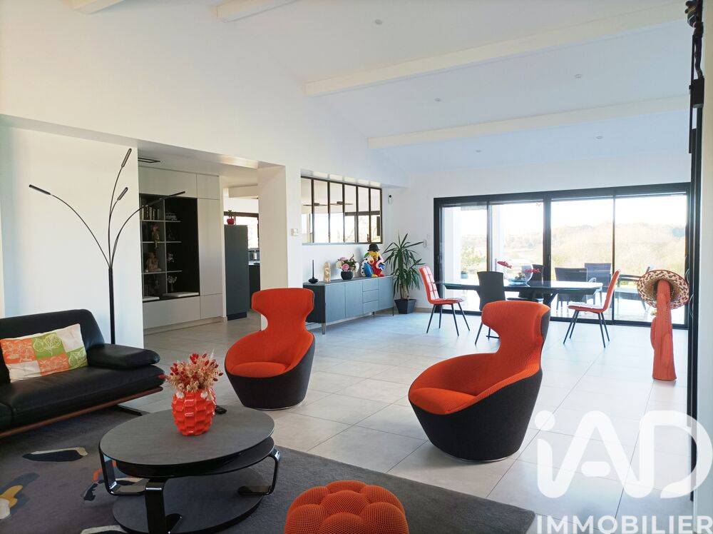 � vendre  Villa Soulignonne (17250)