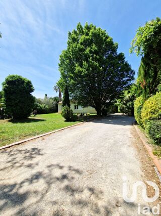  Villa � vendre 6 pi�ces 230 m�