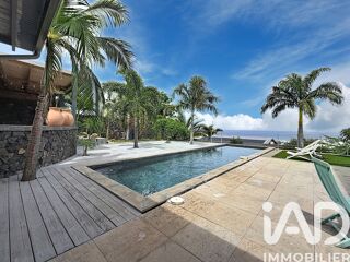  Maison � vendre 5 pi�ces 205 m�