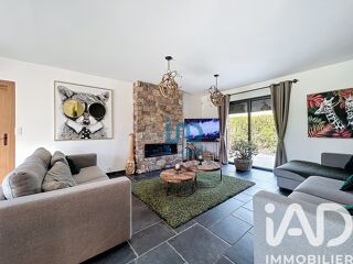  Maison � vendre 8 pi�ces 175 m�