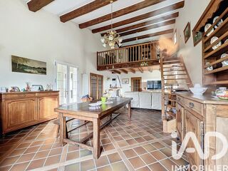  Villa � vendre 6 pi�ces 220 m�