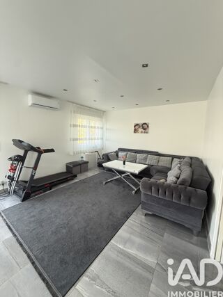  Immeuble � vendre 273 m�