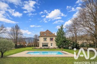  Maison � vendre 9 pi�ces 369 m�