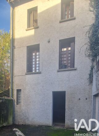  Immeuble � vendre 151 m�