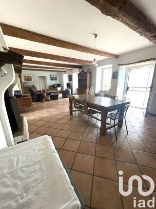  Maison  vendre 9 pices 258 m