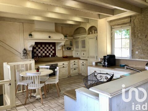   Vente Demeure 10 pi�ces Maison - 10 pi�ce(s) - 450 m�