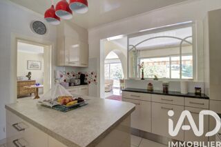  Maison � vendre 7 pi�ces 210 m�