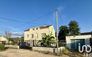  Maison  vendre 8 pices 180 m