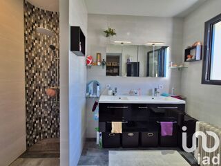  Maison  vendre 7 pices 192 m