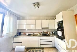  Maison � vendre 8 pi�ces 215 m�