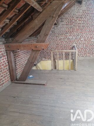  Immeuble � vendre 374 m�