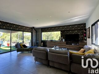  Villa  vendre 4 pices 148 m