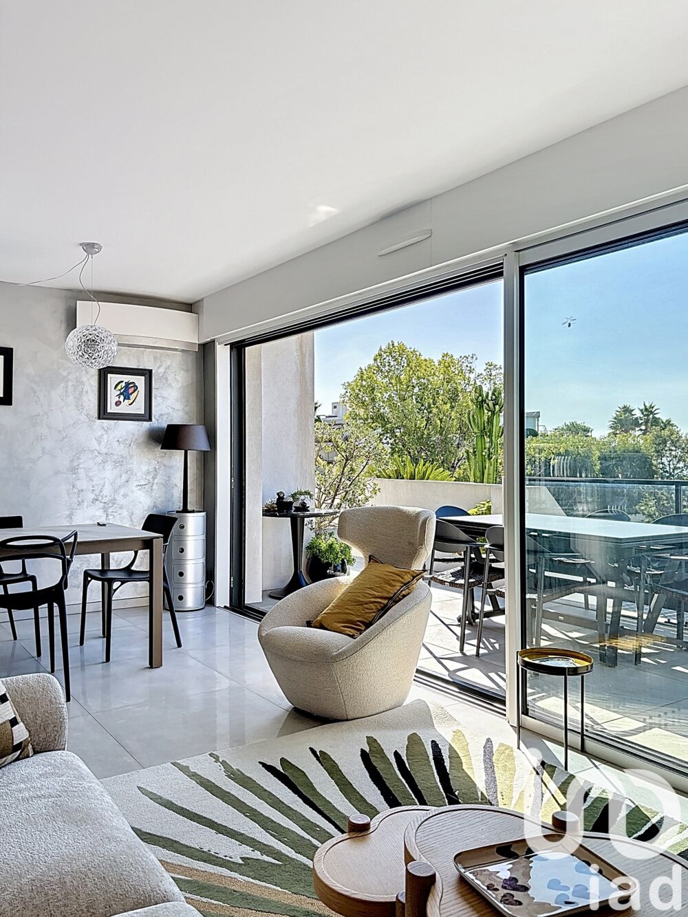  vendre  Appartement Saint-Laurent-du-Var (06700)