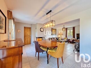  Maison � vendre 9 pi�ces 220 m�