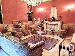  Maison  vendre 8 pices 210 m