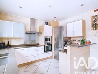  Maison � vendre 8 pi�ces 179 m�