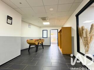  Immeuble � vendre 583 m�