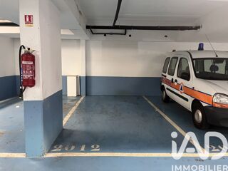  Parking / Garage  vendre 12 m