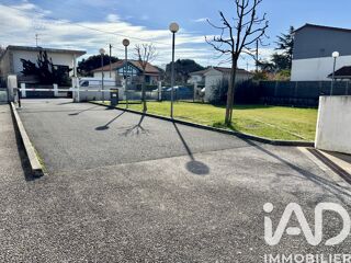  Parking / Garage � vendre 12 m�