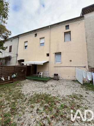  Immeuble  vendre 261 m