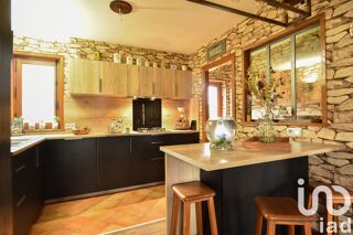  Maison � vendre 8 pi�ces 220 m�