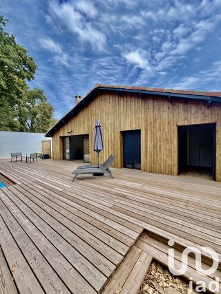  Maison  vendre 4 pices 145 m