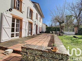 Maison  vendre 12 pices 331 m