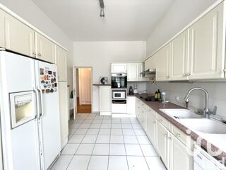  Appartement  vendre 7 pices 180 m