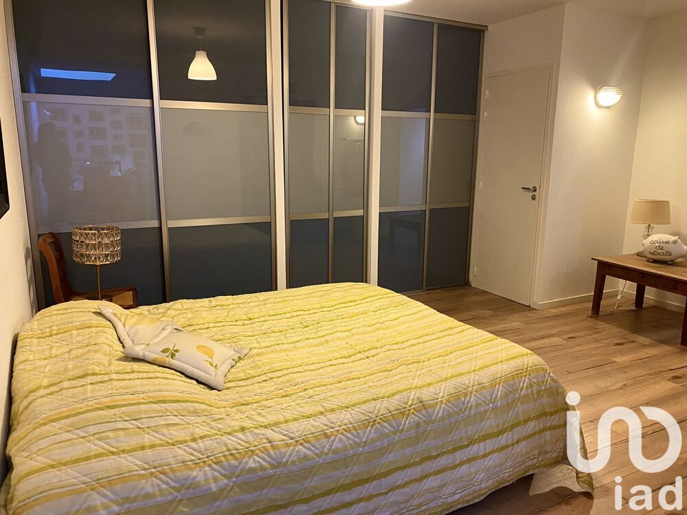 � vendre  Villa Rochefort (17300)