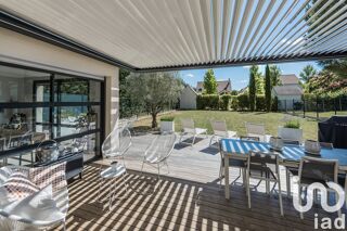  Maison  vendre 8 pices 225 m