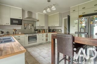  Maison � vendre 9 pi�ces 218 m�