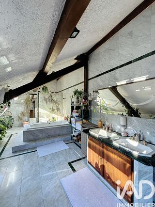  Maison � vendre 10 pi�ces 580 m�