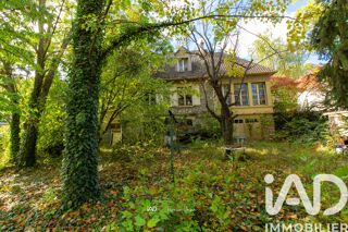  Maison  vendre 8 pices 185 m