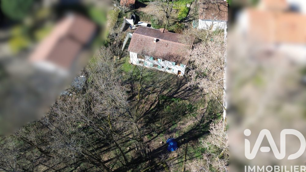 � vendre  Maison La Tour-de-Salvagny (69890)