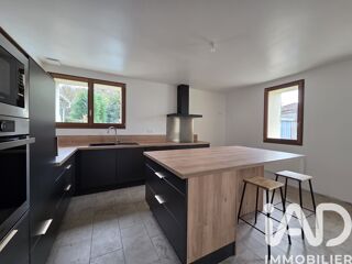  Maison � vendre 7 pi�ces 204 m�