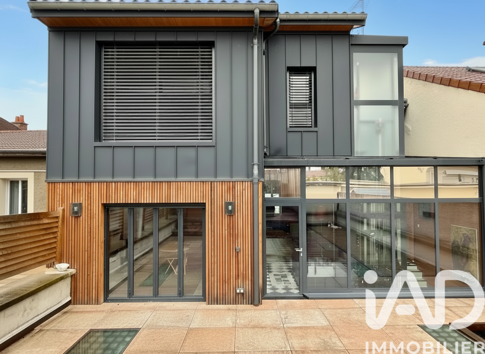� vendre  Villa Villeurbanne (69100)