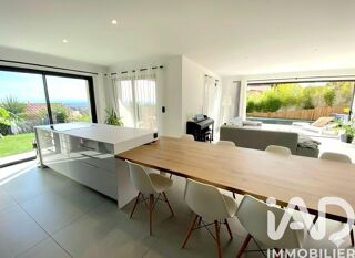  Maison � vendre 7 pi�ces 165 m�