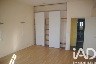  Immeuble � vendre 235 m�