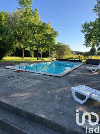  Maison  vendre 5 pices 196 m