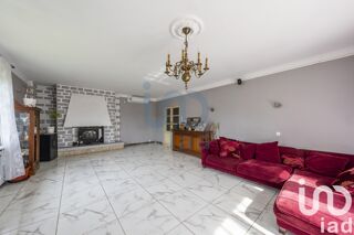  Maison  vendre 10 pices 215 m