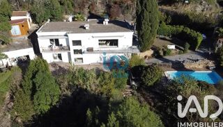  Villa � vendre 7 pi�ces 260 m�