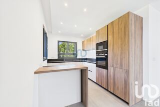  Appartement � vendre 3 pi�ces 77 m�