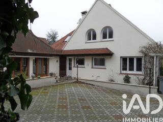  Villa � vendre 8 pi�ces 200 m�