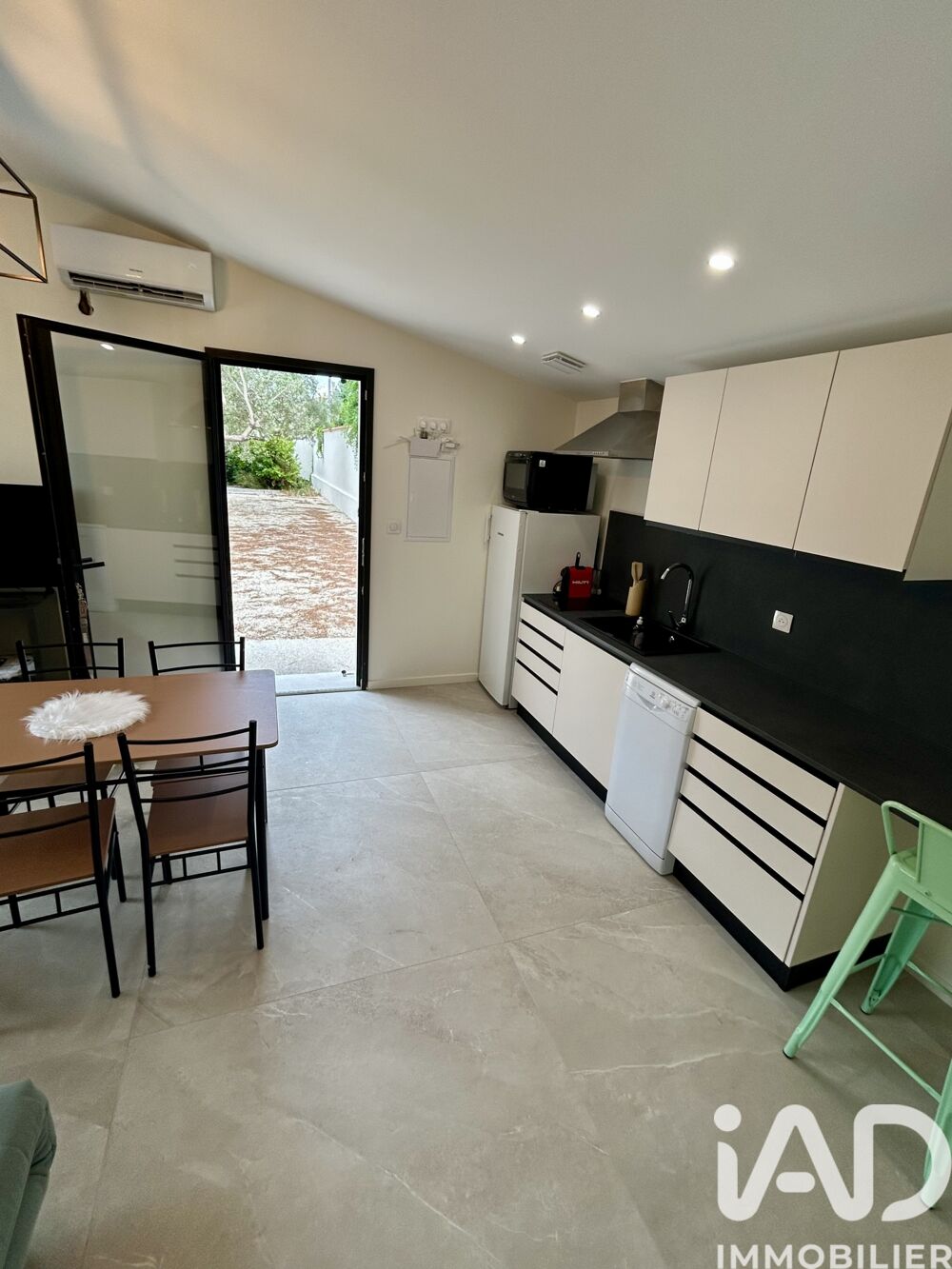 � vendre  Maison P�lissanne (13330)