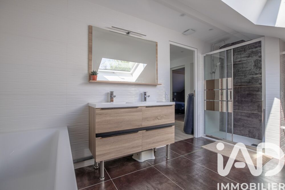 � vendre  Maison Mouxy (73100)