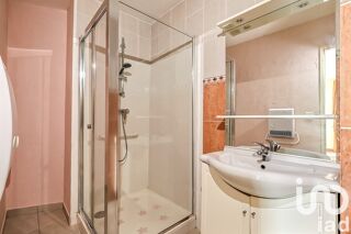  Appartement � vendre 3 pi�ces 77 m�